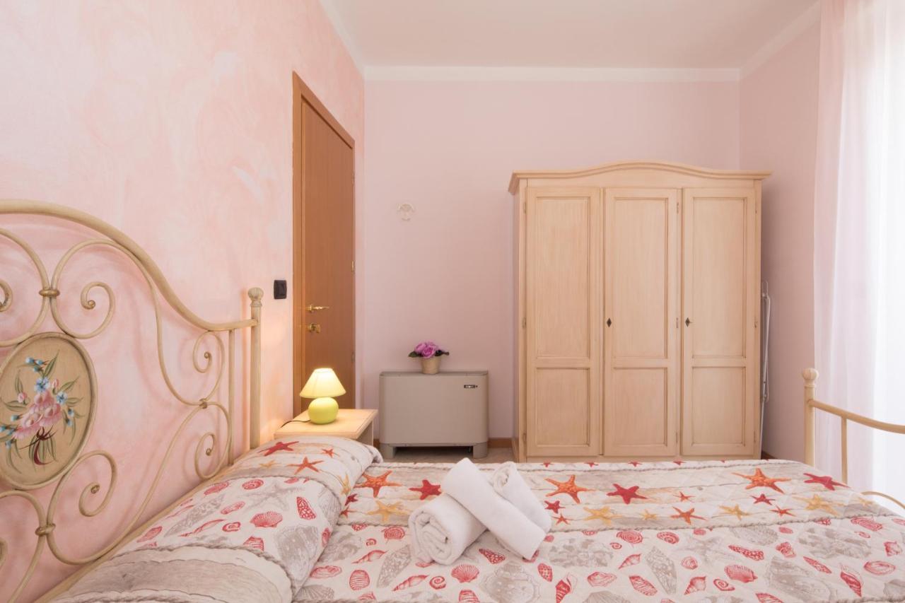Residence Tre Trilo&Suites Rimini Bagian luar foto