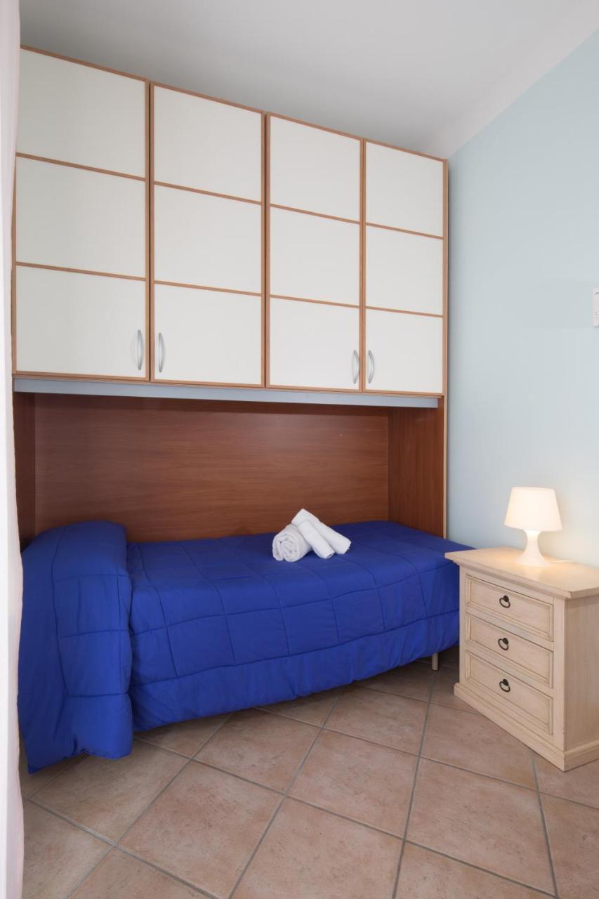 Residence Tre Trilo&Suites Rimini Bagian luar foto