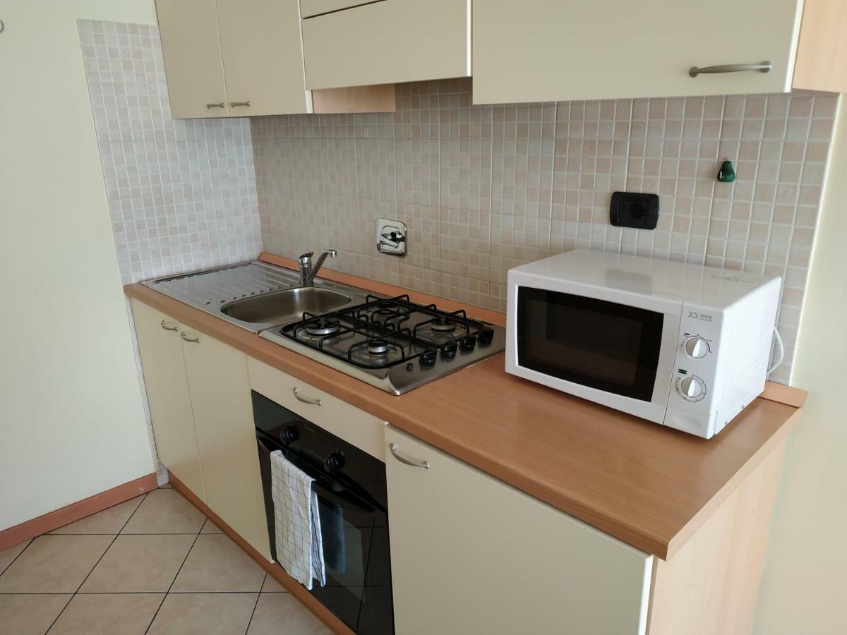 Residence Tre Trilo&Suites Rimini Bagian luar foto